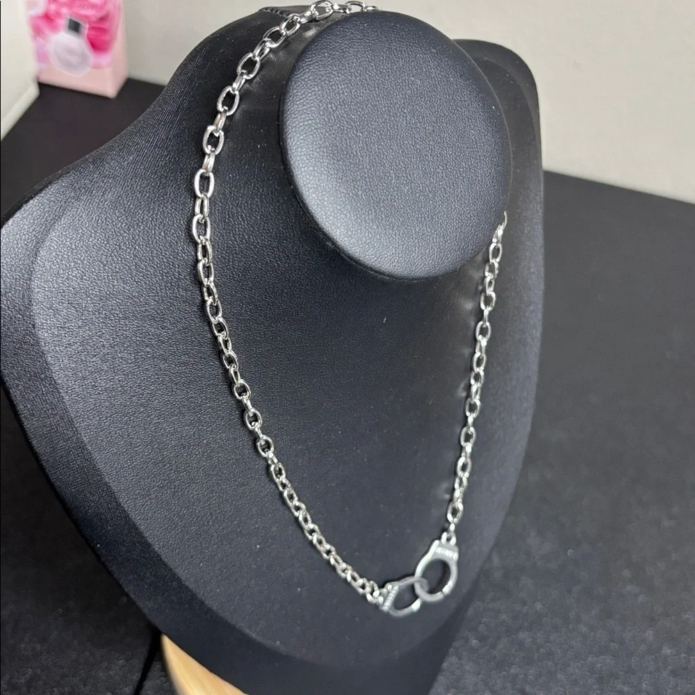 Freedom Handcuff Elegant Silver Chain Choker Necklace